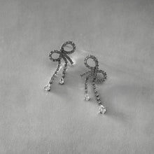 Load image into Gallery viewer, FRANCOISE RIBBON EARRINGS IN SILVER (S925)
