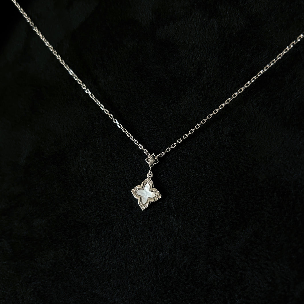 LEILA MOTHER-OF PEARL NECKLACE (S925)