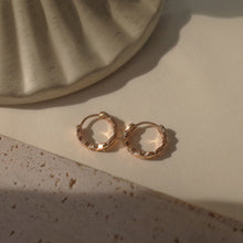 Load image into Gallery viewer, MON-COEUR HUGGIE HOOP EARRING - ROSE GOLD
