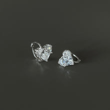 Load image into Gallery viewer, CHARONNE HEART EARRINGS IN SILVER
