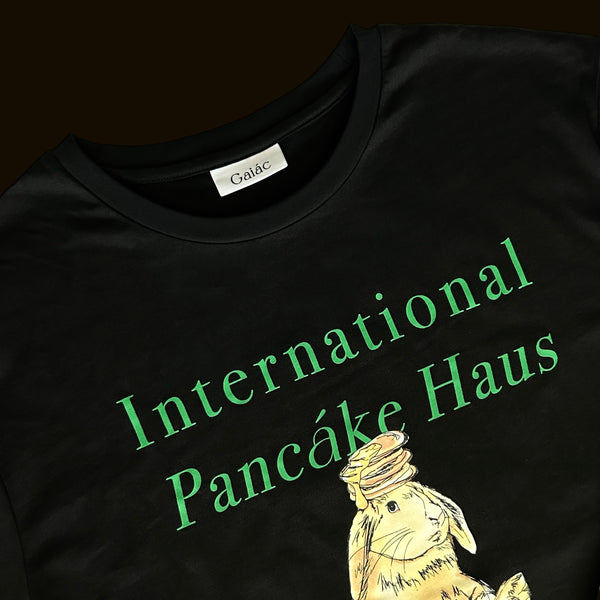 [Limited Edition] Unisex Páncake Haus Oversized T-Shirt - Black