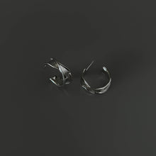 Load image into Gallery viewer, LOVE ON RODEO EARRINGS IN SILVER
