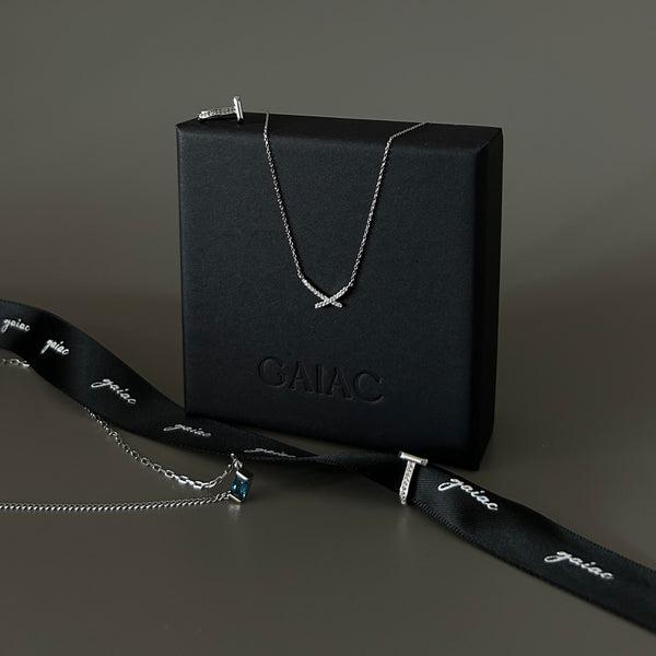 RUE-CLER HALF CHAIN NECKLACE IN SILVER (LONDON BLUE TOPAZ)